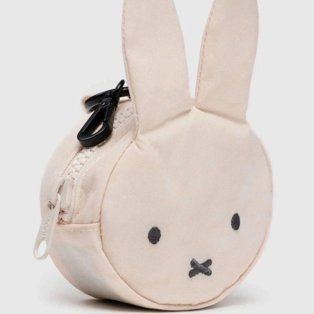 BAGGU & Miffy Bag Charm WHITE - Picture 4 of 4